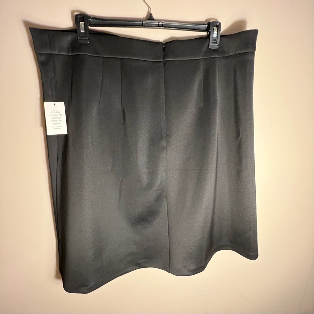 NWT Eloquii Slit A-Line Scuba Skirt Size 22 - Picture 4 of 4